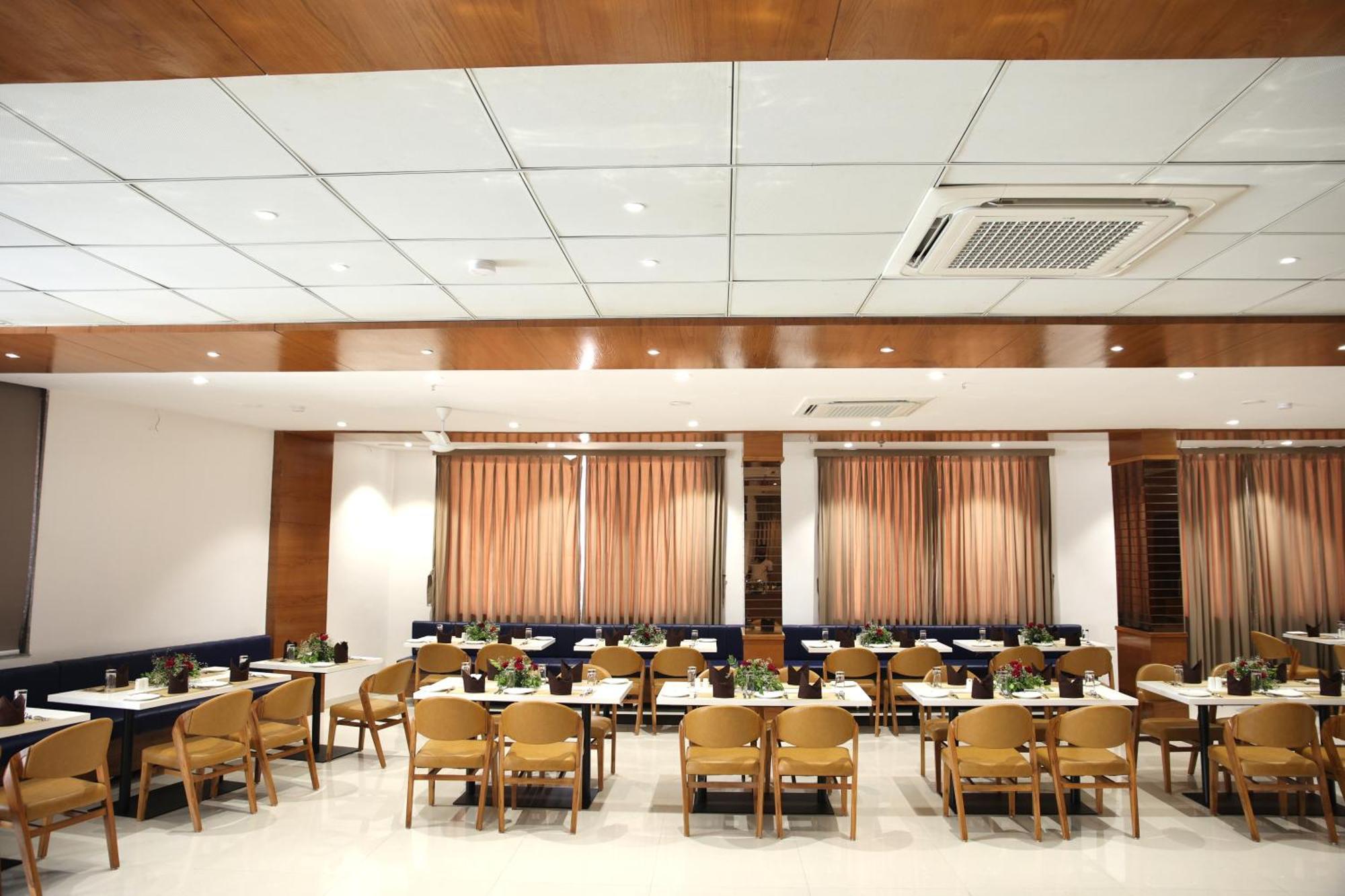 Lords Eco Inn, Ambaji Dış mekan fotoğraf